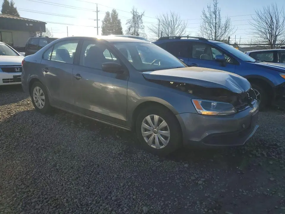 2012 VOLKSWAGEN JETTA BASE  
