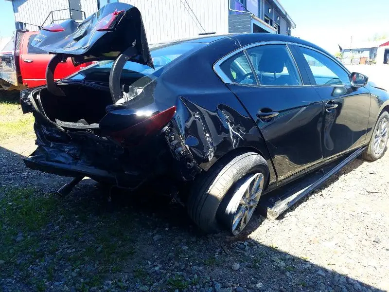 2024 MAZDA 3 SELECT SPORT  