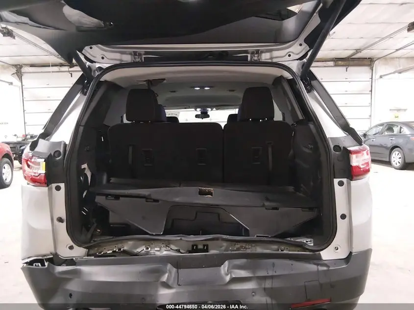 2020 CHEVROLET TRAVERSE AWD LT CLOTH