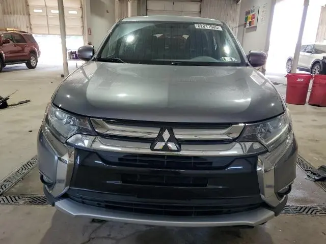 2017 MITSUBISHI OUTLANDER SE  