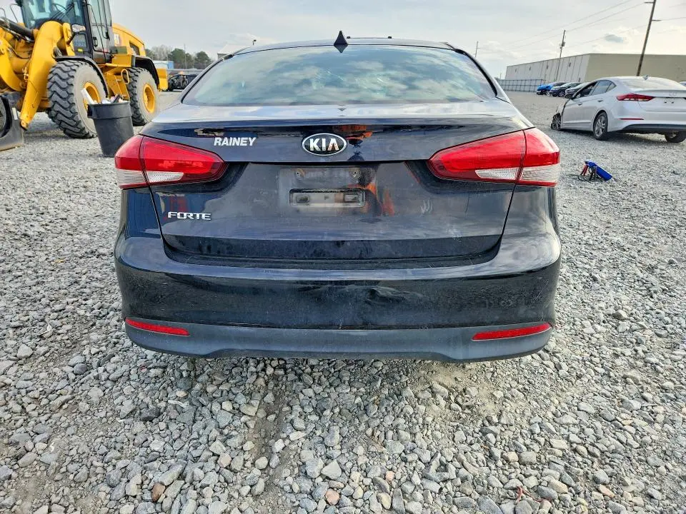 2017 KIA FORTE LX