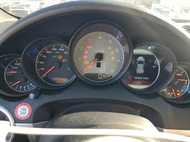 2017 PORSCHE CAYENNE S  