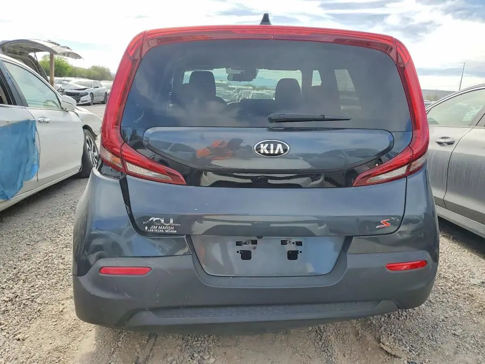 2020 KIA SOUL S  