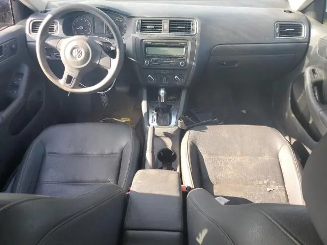 2011 VOLKSWAGEN JETTA SE  
