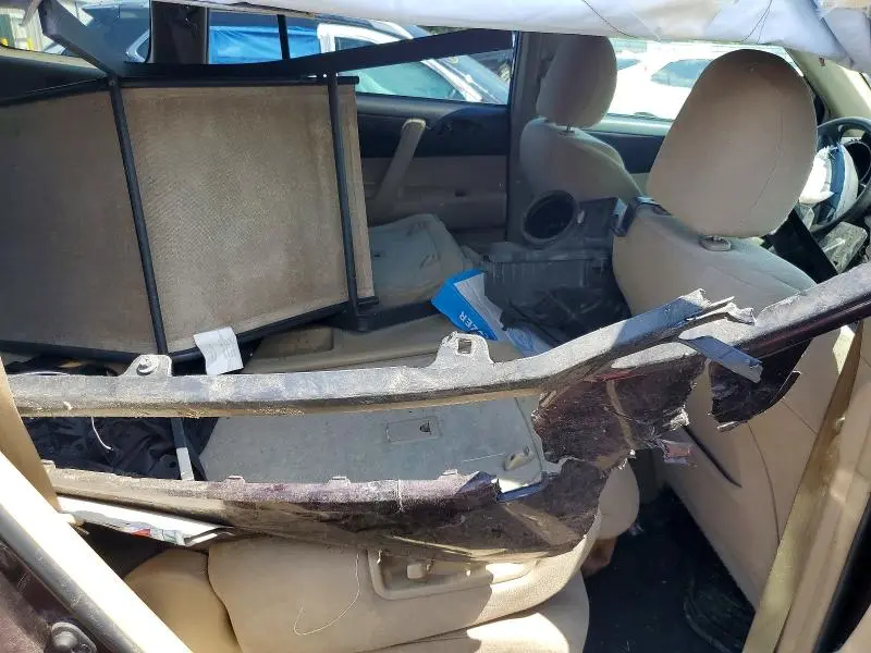 2012 TOYOTA HIGHLANDER BASE  