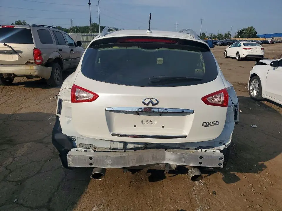 2016 INFINITI QX50 BASE  