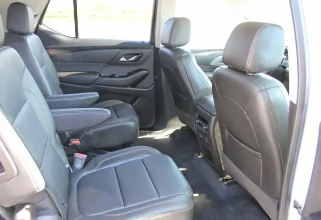 2019 CHEVROLET TRAVERSE LT  