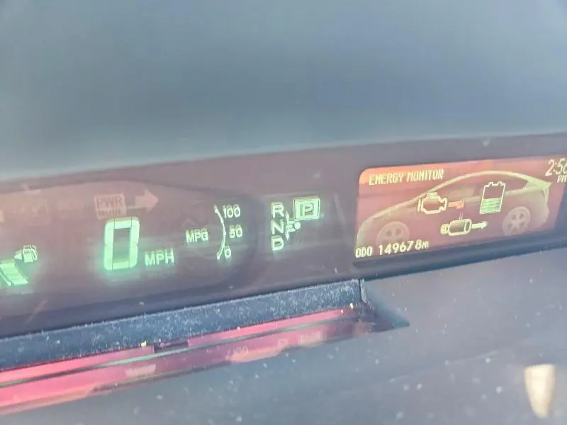 2014 TOYOTA PRIUS TWO  
