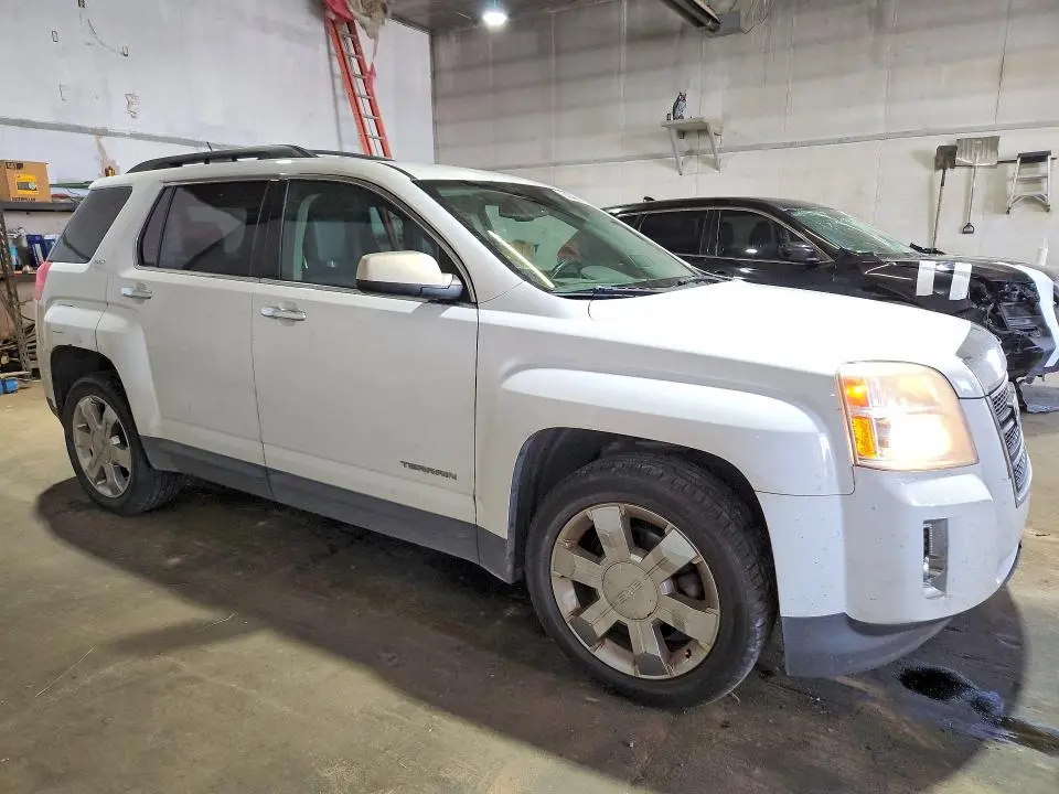 2013 GMC TERRAIN SLT  