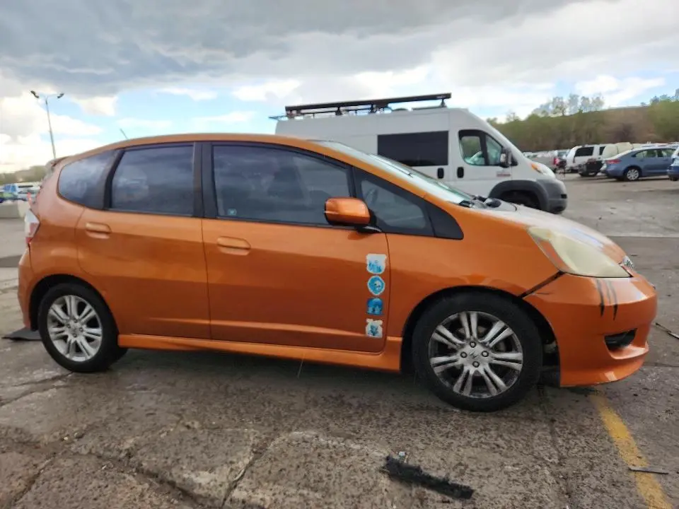 2011 HONDA FIT SPORT  