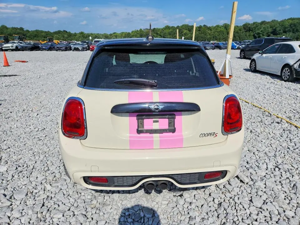 2015 MINI COOPER S  