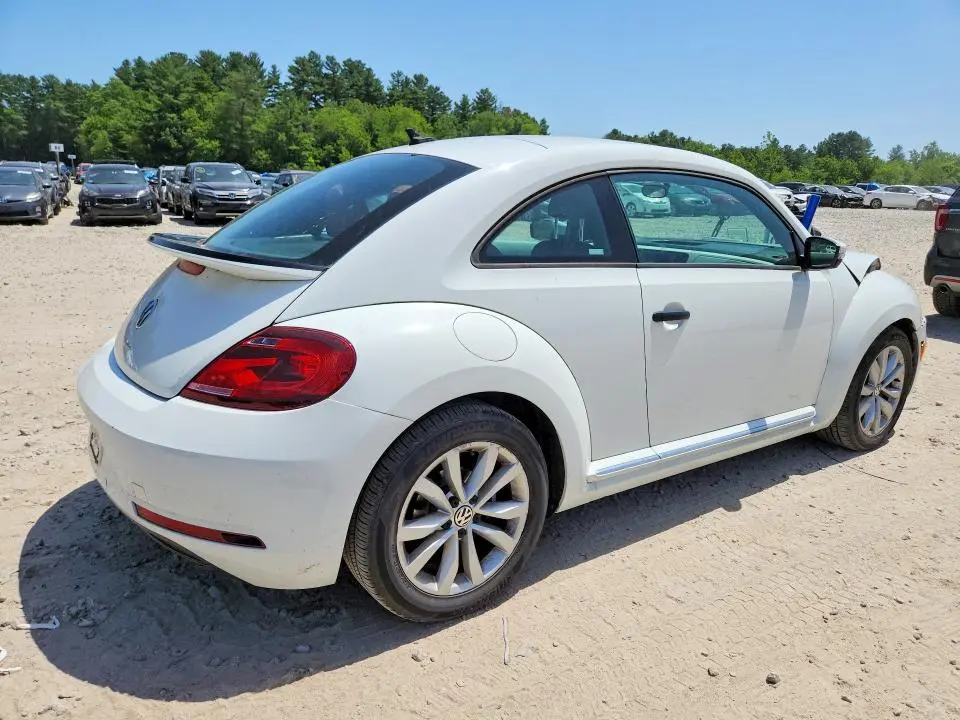 2017 VOLKSWAGEN BEETLE 1.8T  
