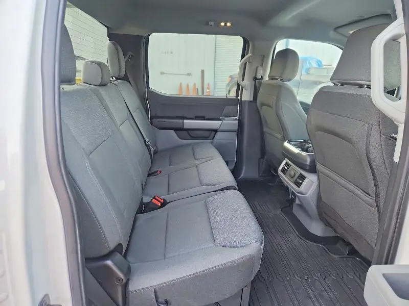 2024 FORD F150 XLT  
