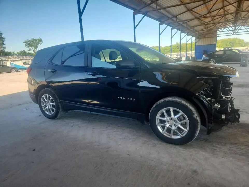 2023 CHEVROLET EQUINOX LS  