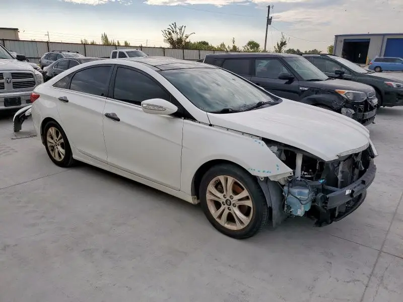 2012 HYUNDAI SONATA SE  