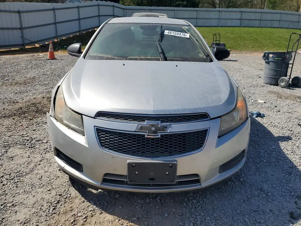 2013 CHEVROLET CRUZE LS  