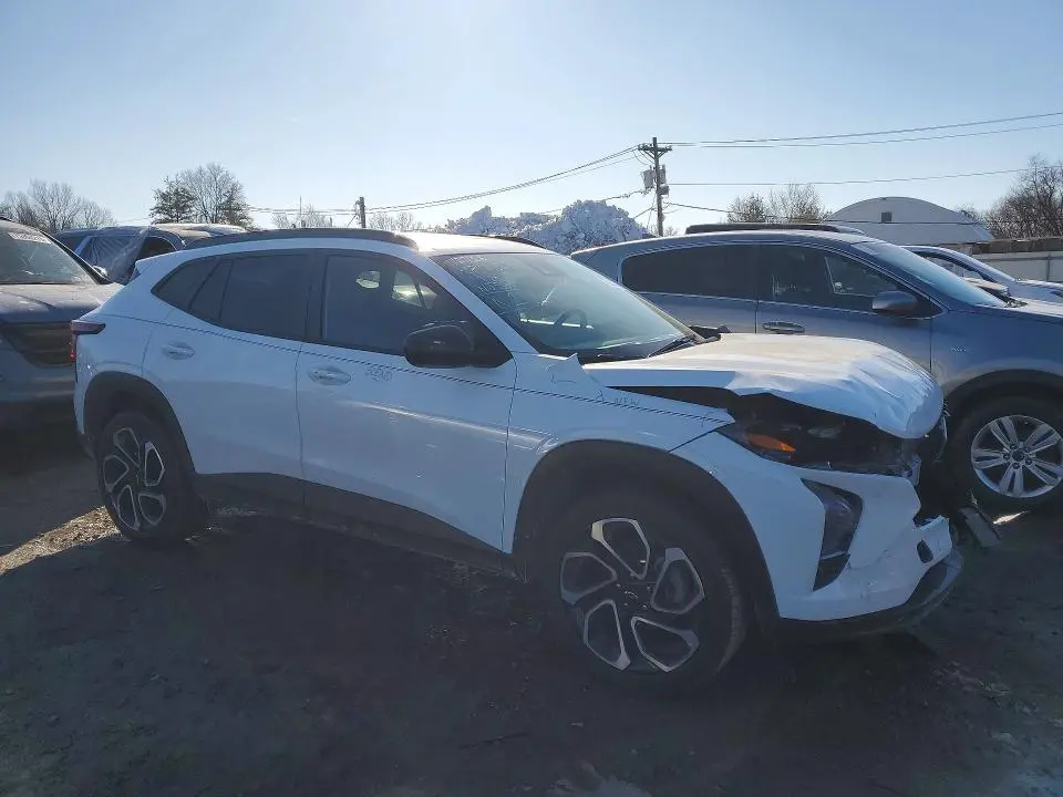 2024 CHEVROLET TRAX 2RS  