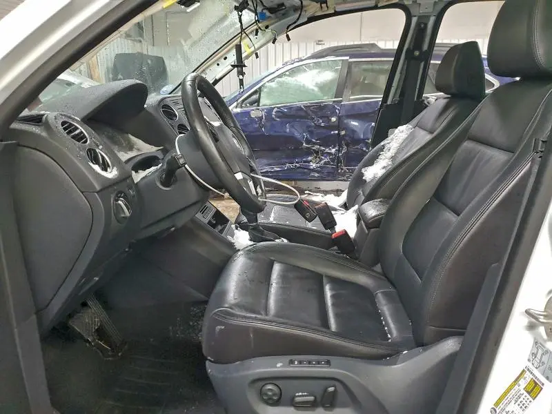 2017 VOLKSWAGEN TIGUAN SPORT  