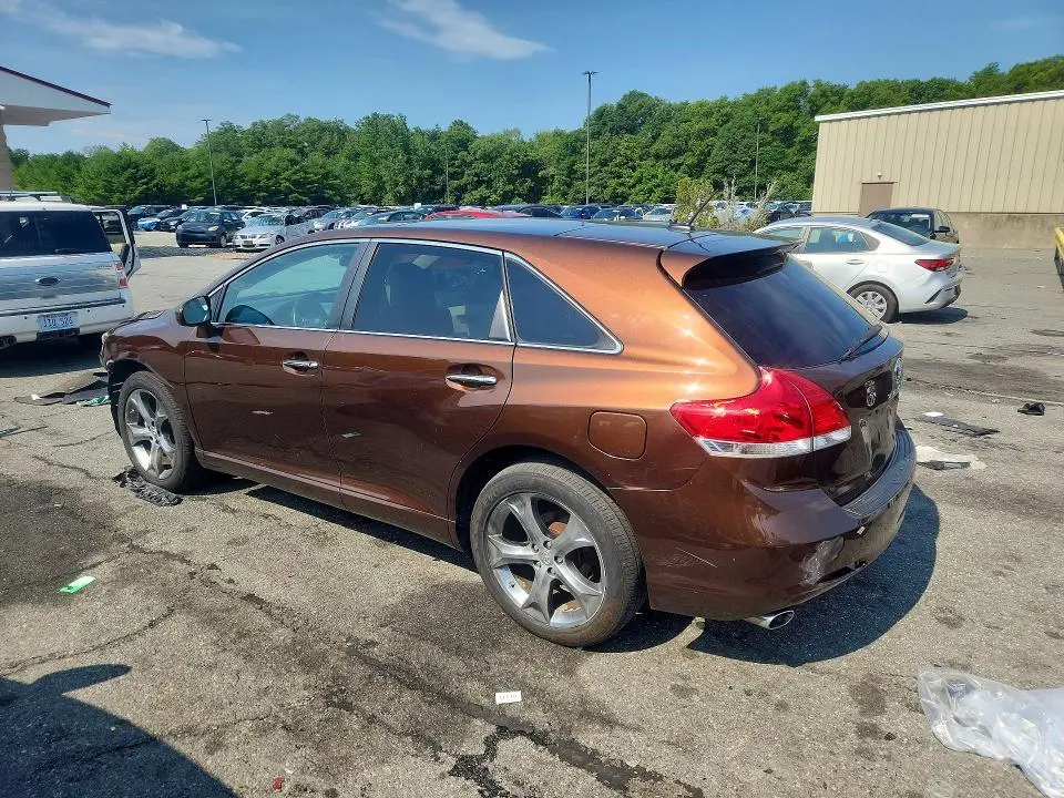 2010 TOYOTA VENZA AWD V6  