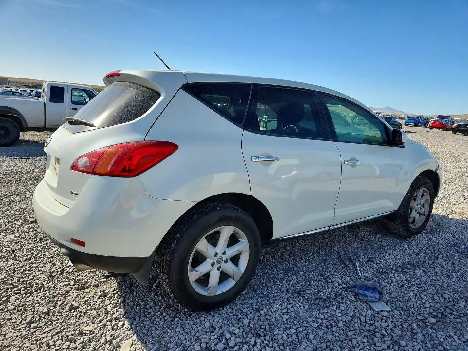 2010 NISSAN MURANO S  