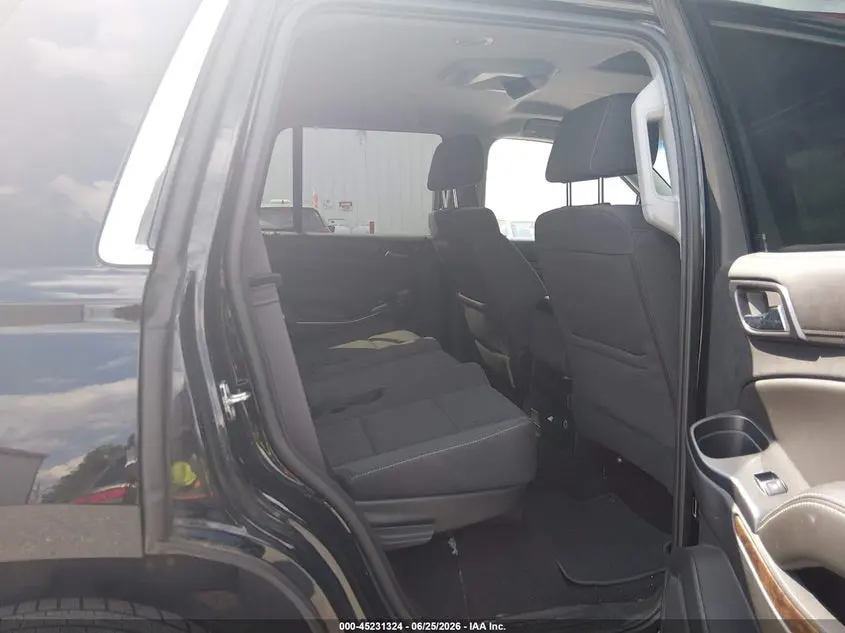 2017 CHEVROLET TAHOE LS