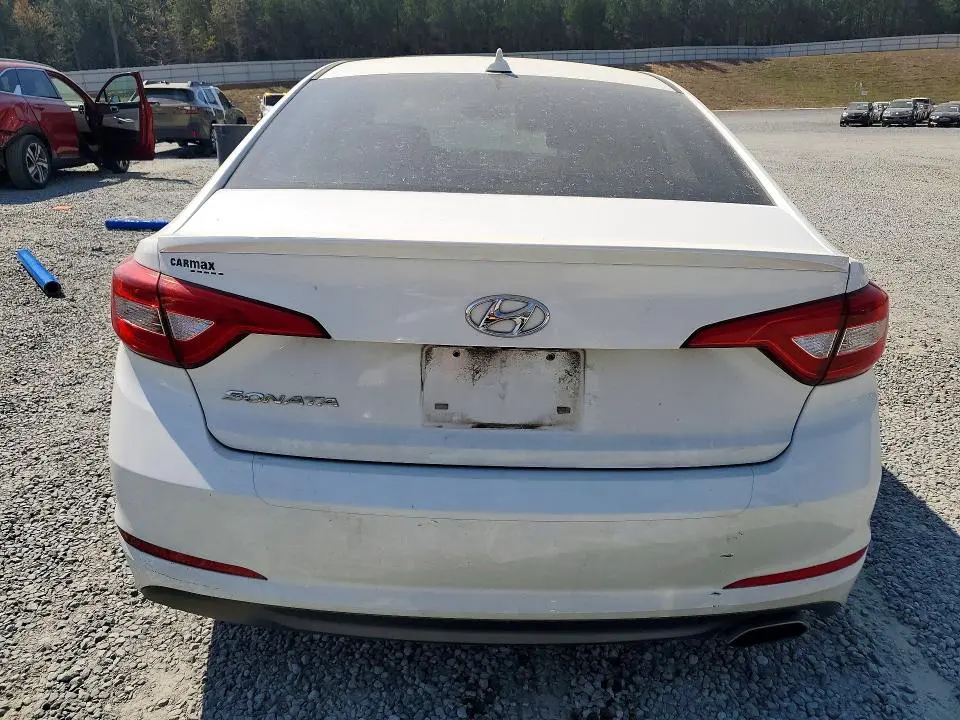 2017 HYUNDAI SONATA SE  