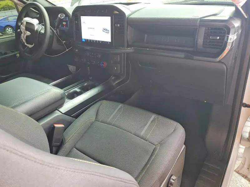 2024 FORD F150 STX  