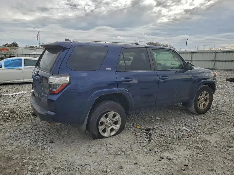 2017 TOYOTA 4RUNNER SR5  