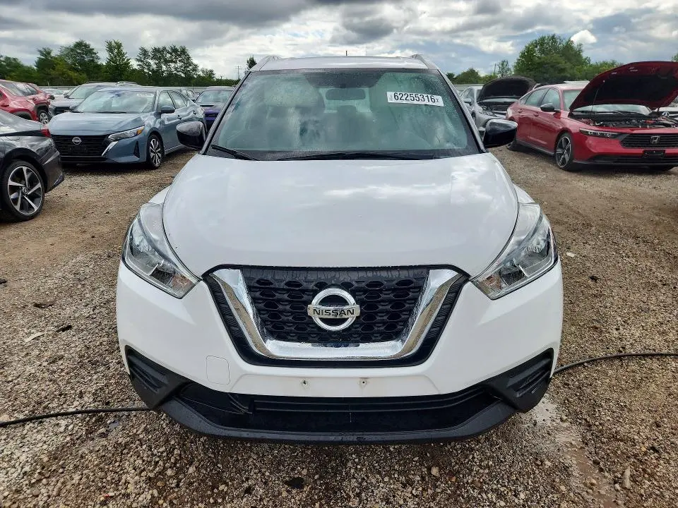 2019 NISSAN KICKS S  