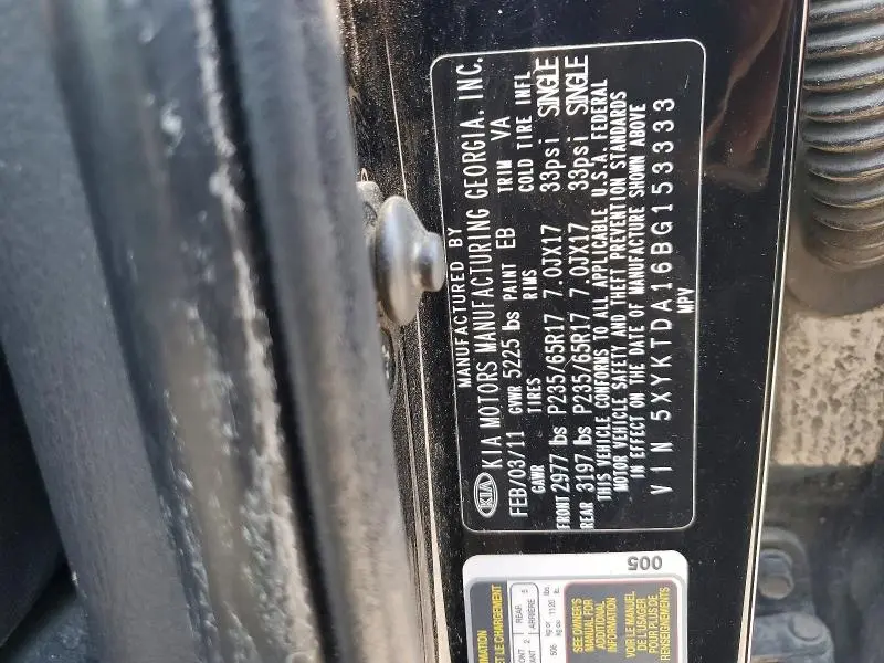 2011 KIA SORENTO LX  