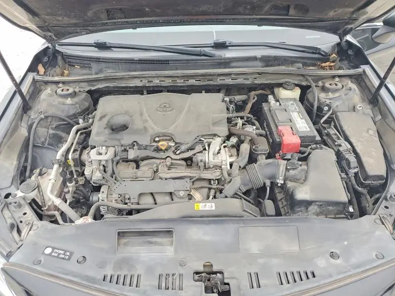 2018 TOYOTA CAMRY SE  