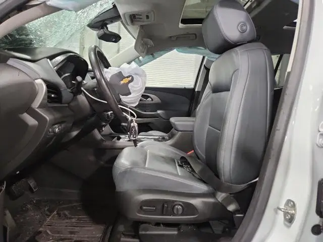 2020 CHEVROLET TRAVERSE LT  