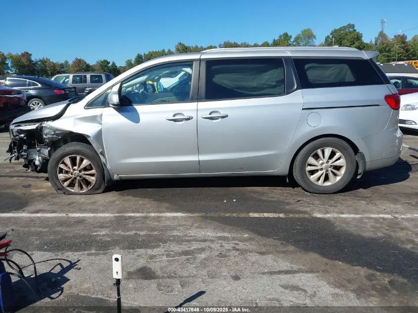2016 KIA SEDONA LX