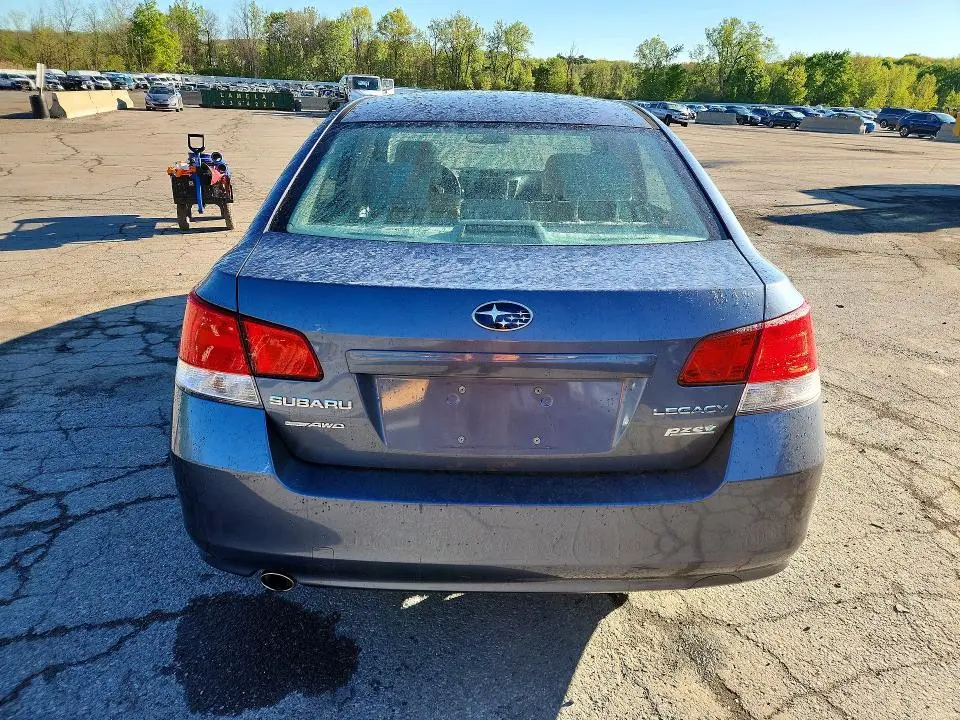 2013 SUBARU LEGACY 2.5I PREMIUM  