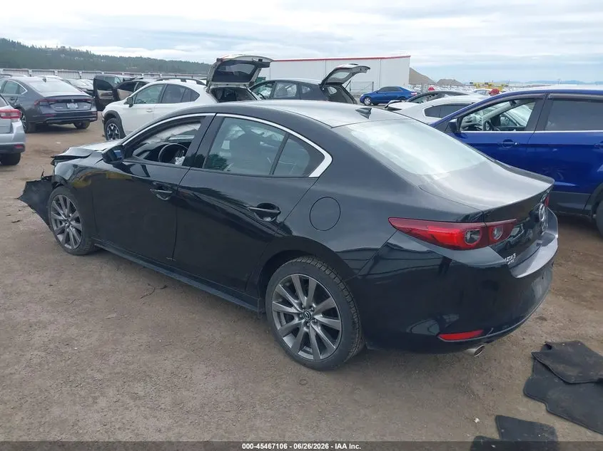 2022 MAZDA MAZDA3 PREMIUM