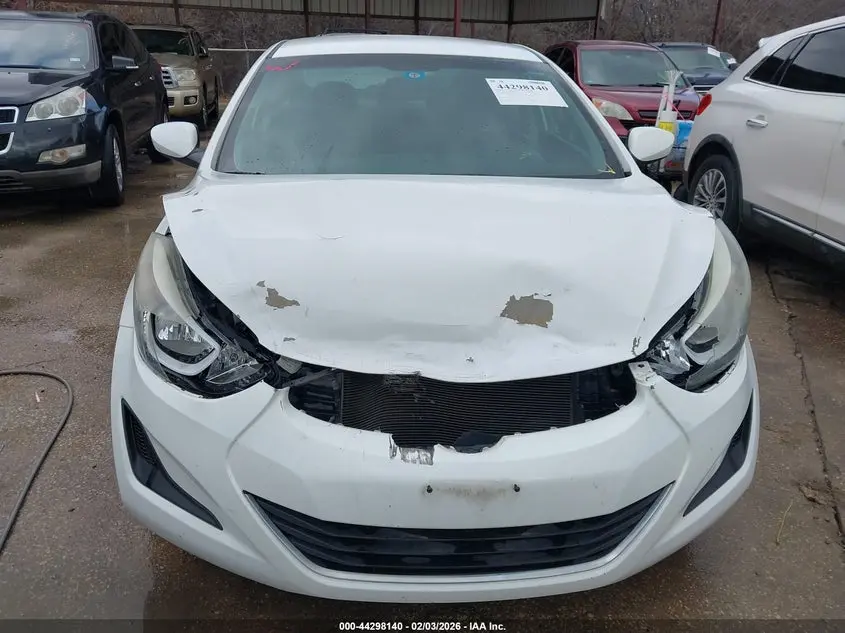 2014 HYUNDAI ELANTRA SE