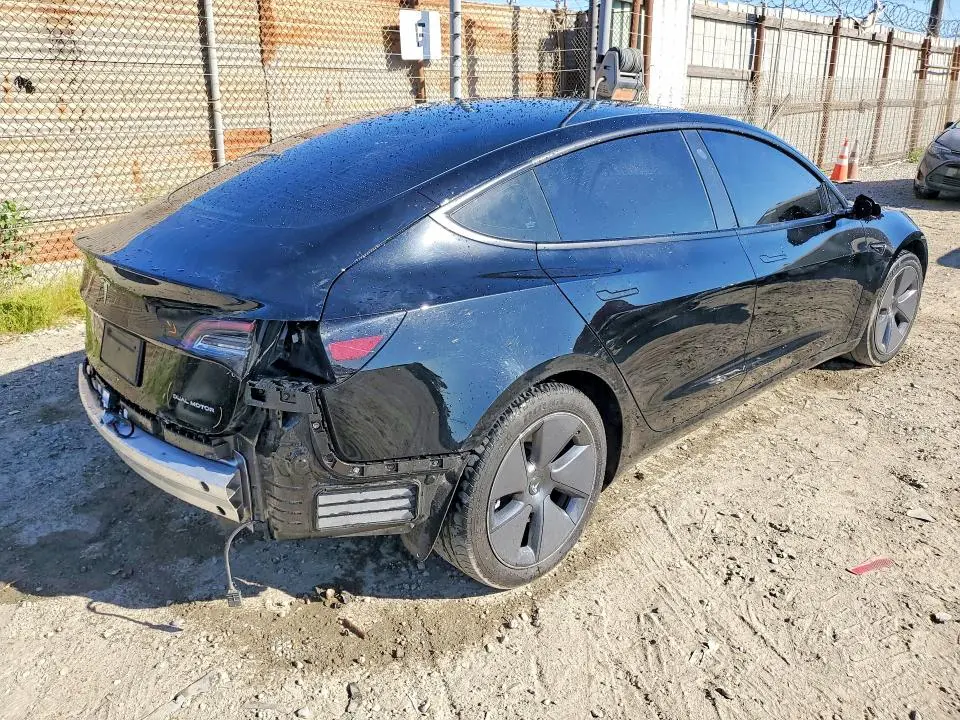 2022 TESLA MODEL 3   