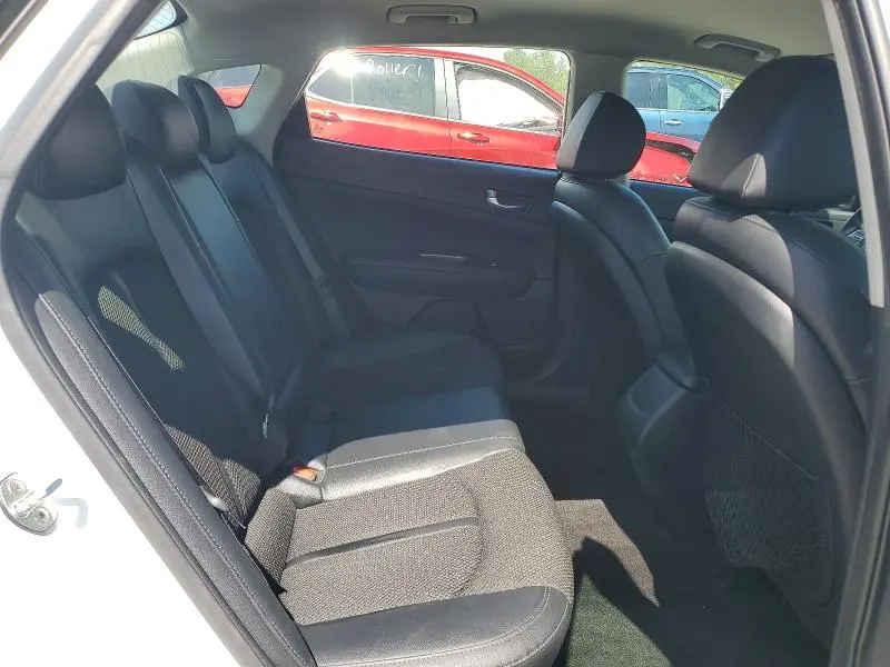 2020 KIA OPTIMA S  