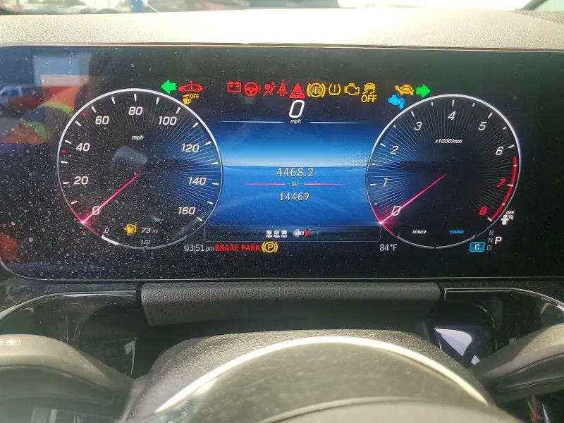 2025 MERCEDES-BENZ GLA 250  