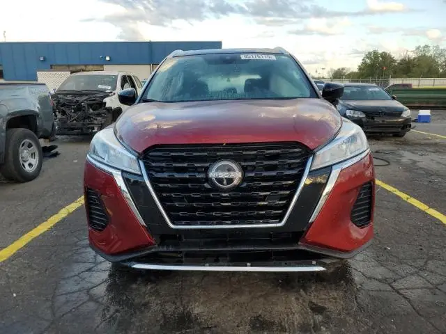 2024 NISSAN KICKS SV  