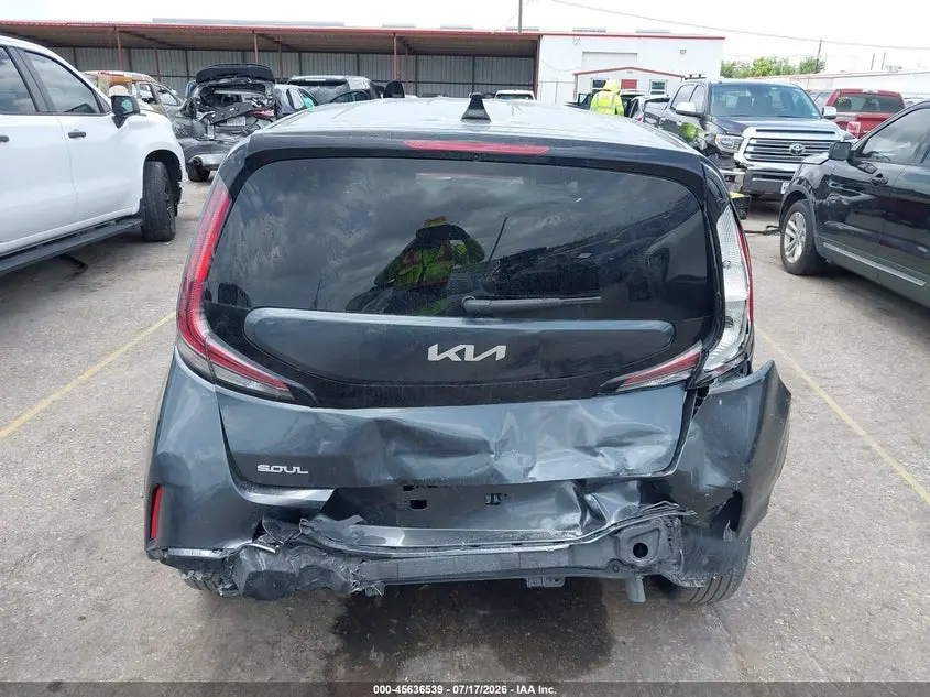 2024 KIA SOUL LX