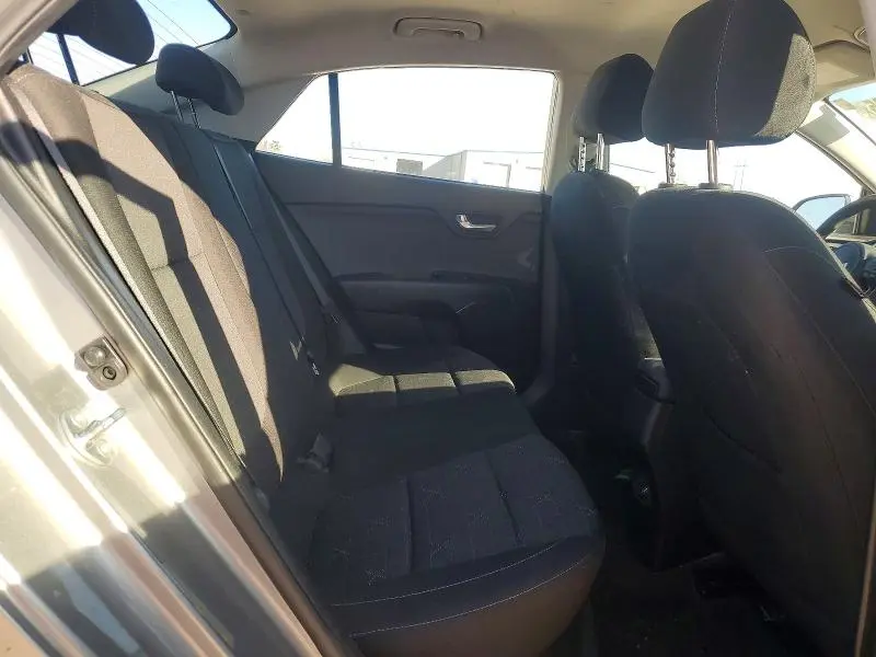 2023 KIA RIO LX  