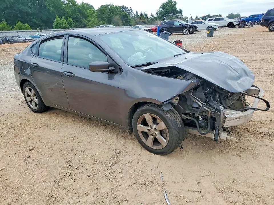 2015 DODGE DART SXT  