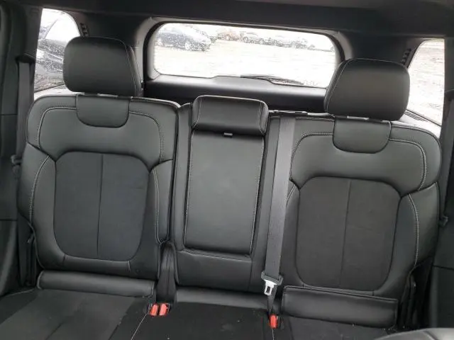 2024 JEEP GRAND CHEROKEE LAREDO  