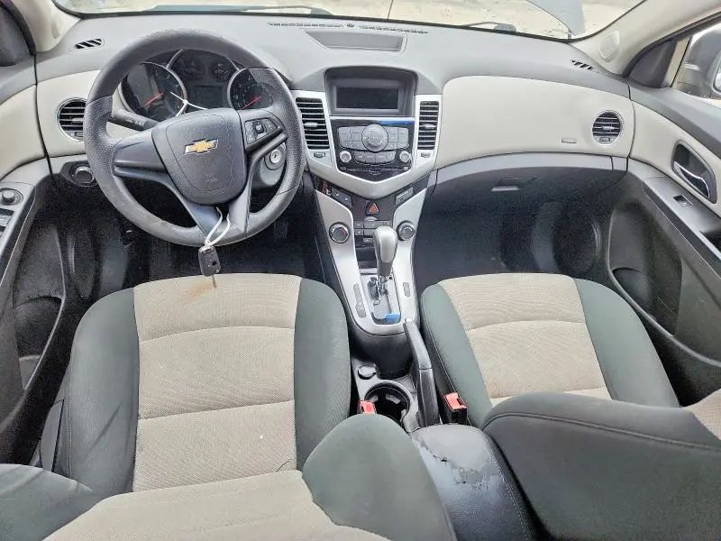 2012 CHEVROLET CRUZE LS  