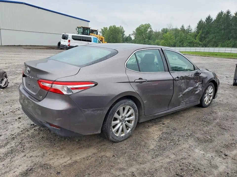2018 TOYOTA CAMRY LE  