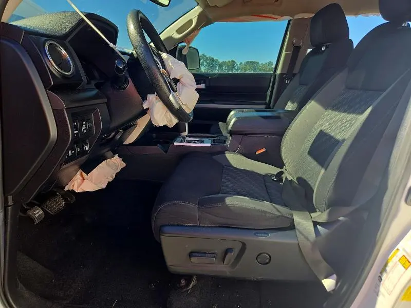 2021 TOYOTA TUNDRA SR5  
