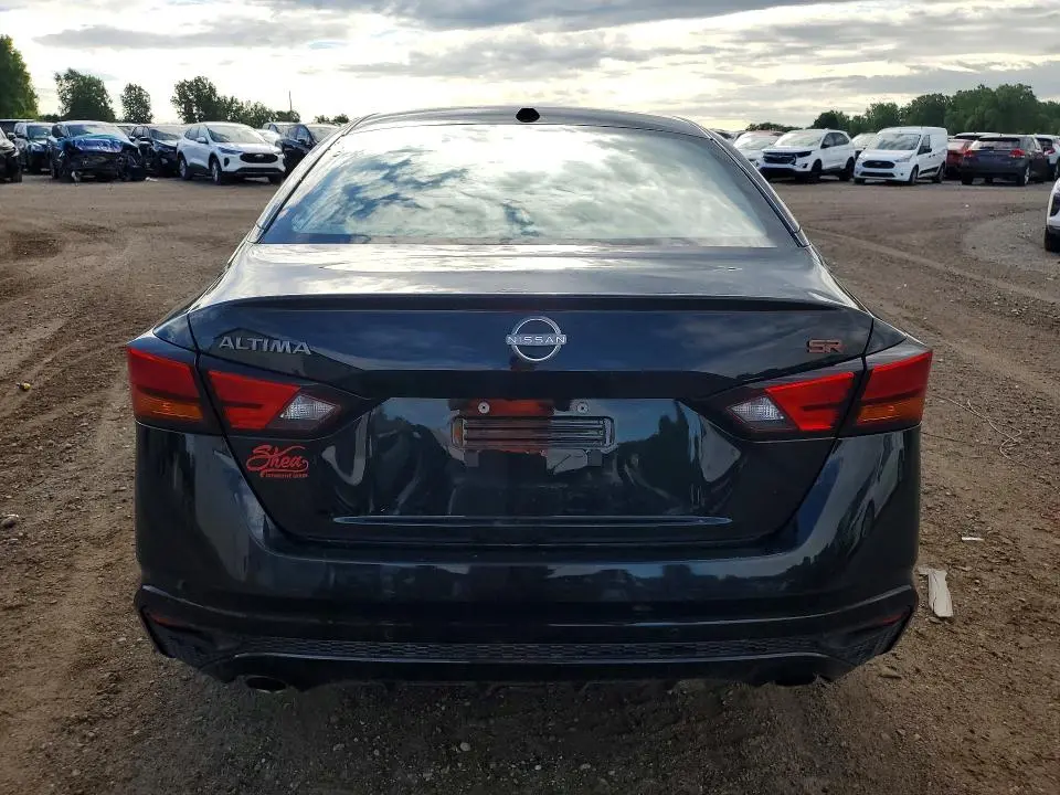 2024 NISSAN ALTIMA SR  