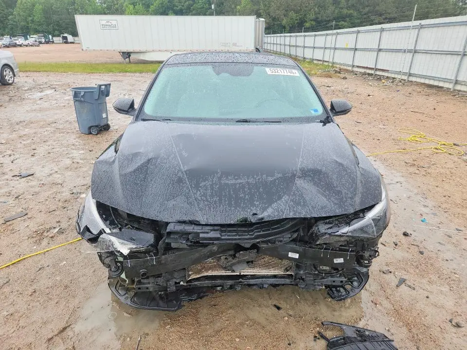 2022 HYUNDAI ELANTRA LIMITED  