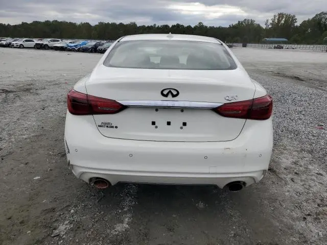 2018 INFINITI Q50 LUXE